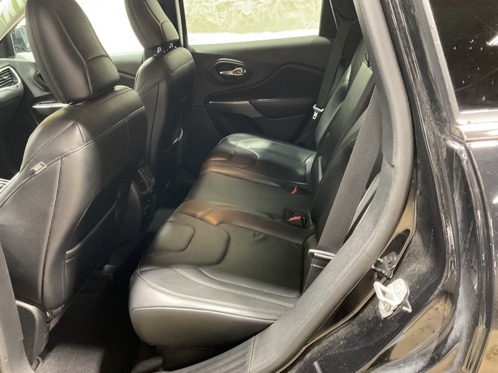 2019 Jeep Cherokee Image 8