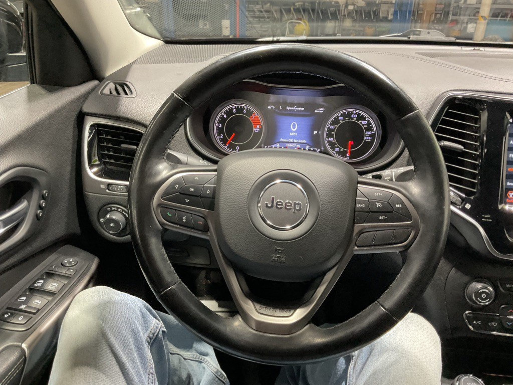 2019 Jeep Cherokee Image 10