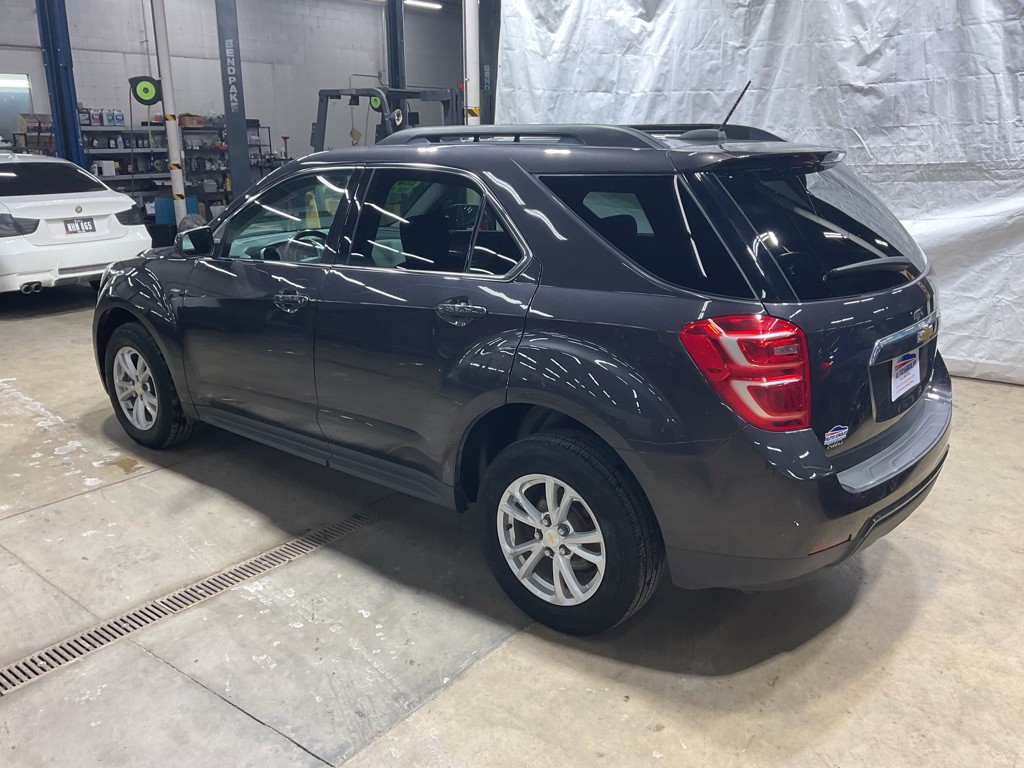 2016 Chevrolet Equinox Image 2