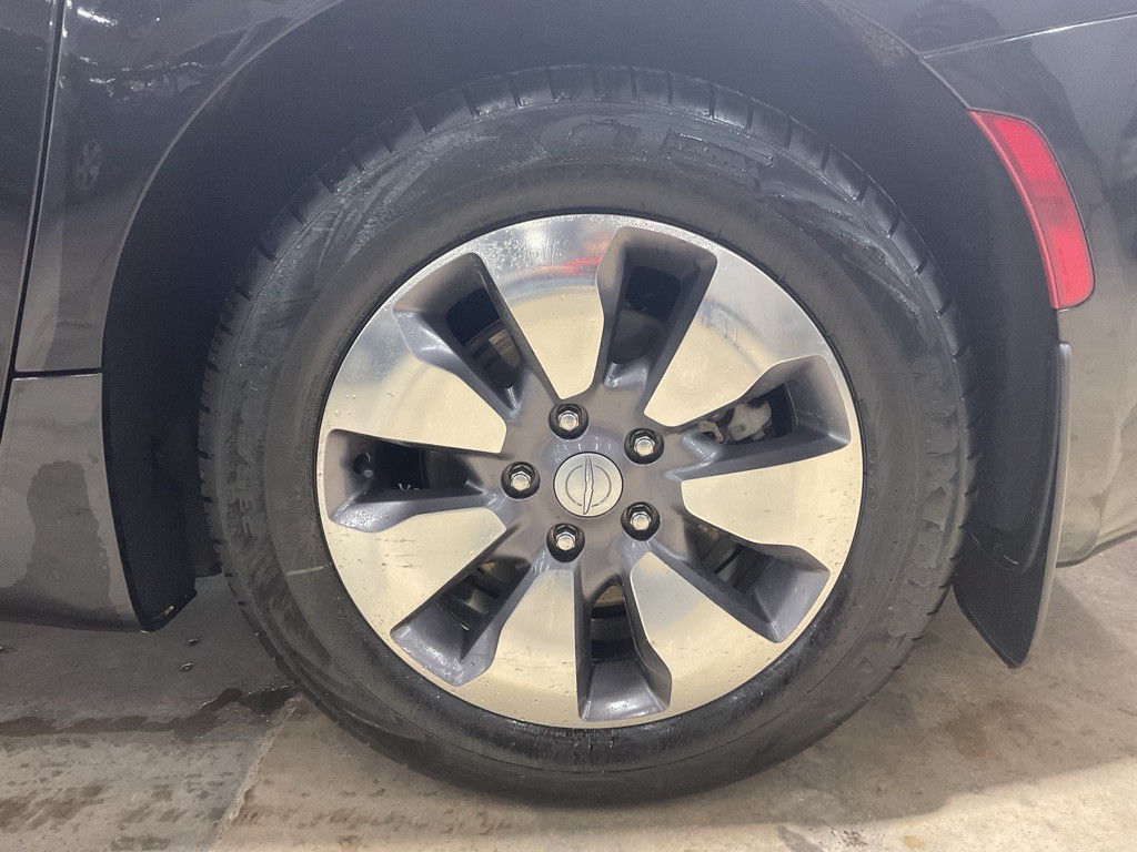 2018 Chrysler Pacifica Image 14