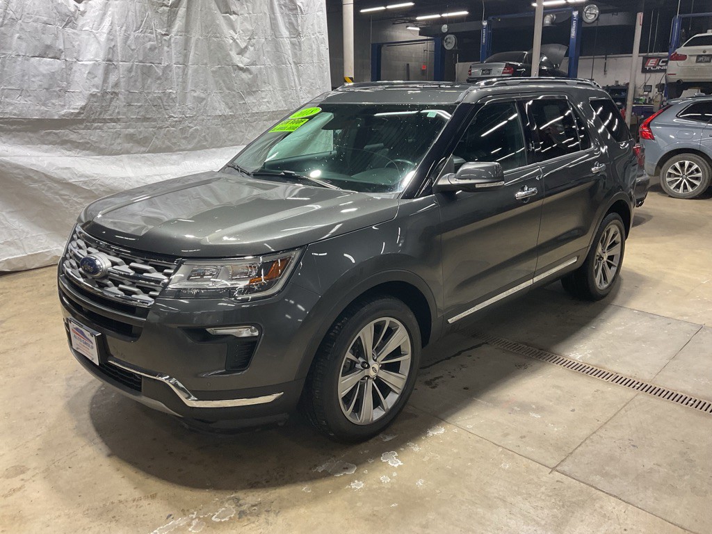 2018 Ford Explorer Image 1
