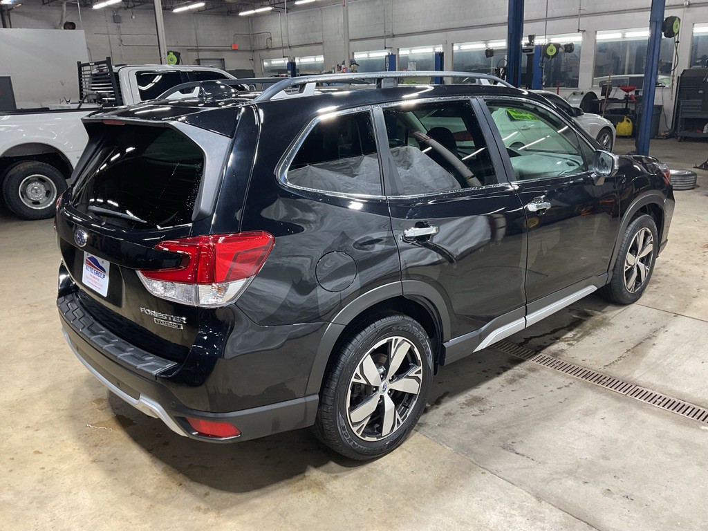 2019 Subaru Forester Image 3