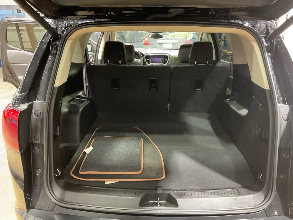 2019 GMC Acadia Image 10