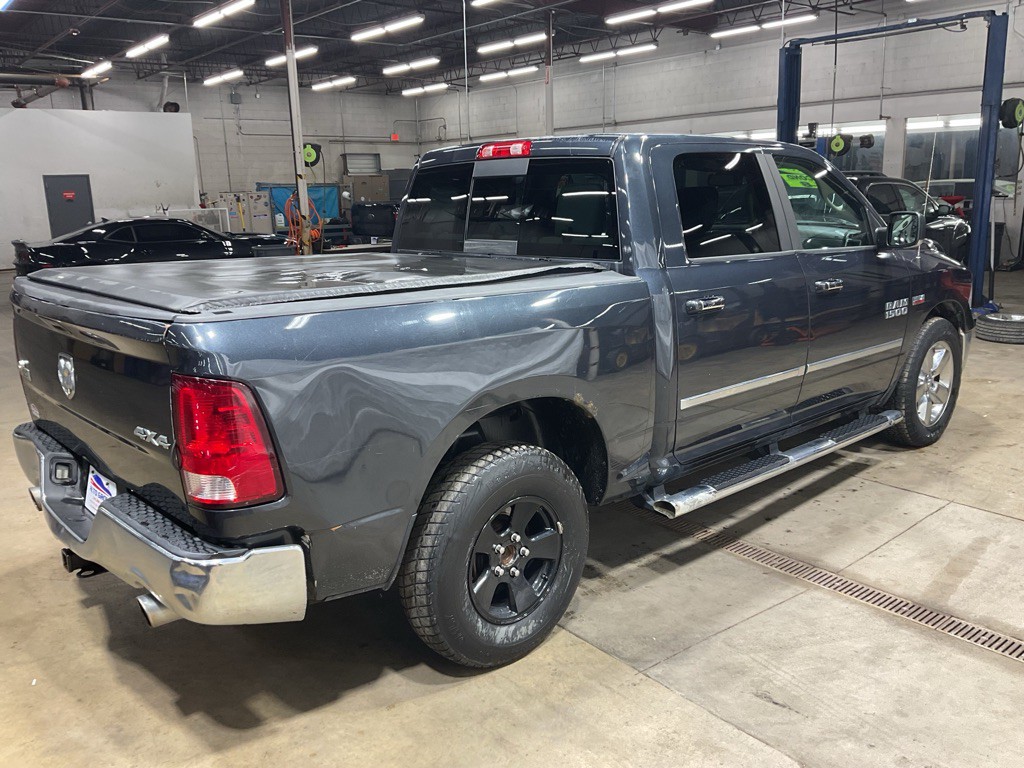 2015 RAM 1500 Image 3