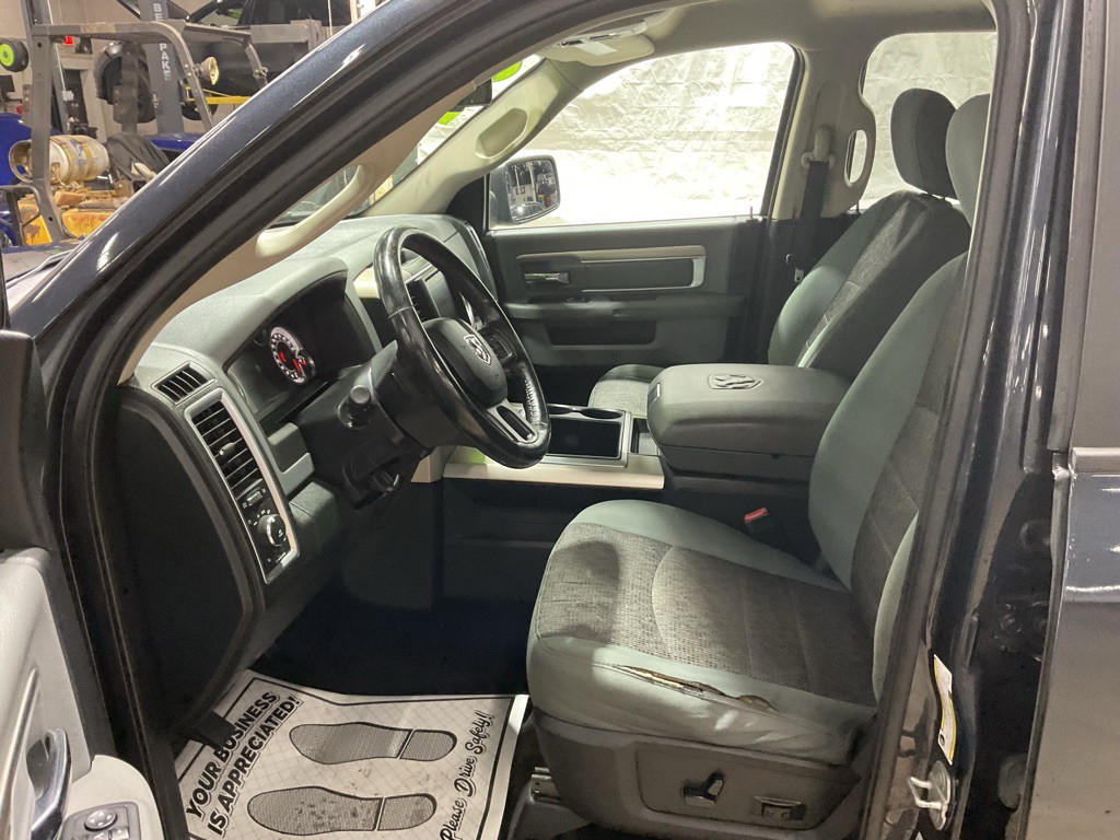 2015 RAM 1500 Image 7