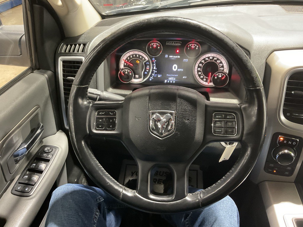 2015 RAM 1500 Image 9