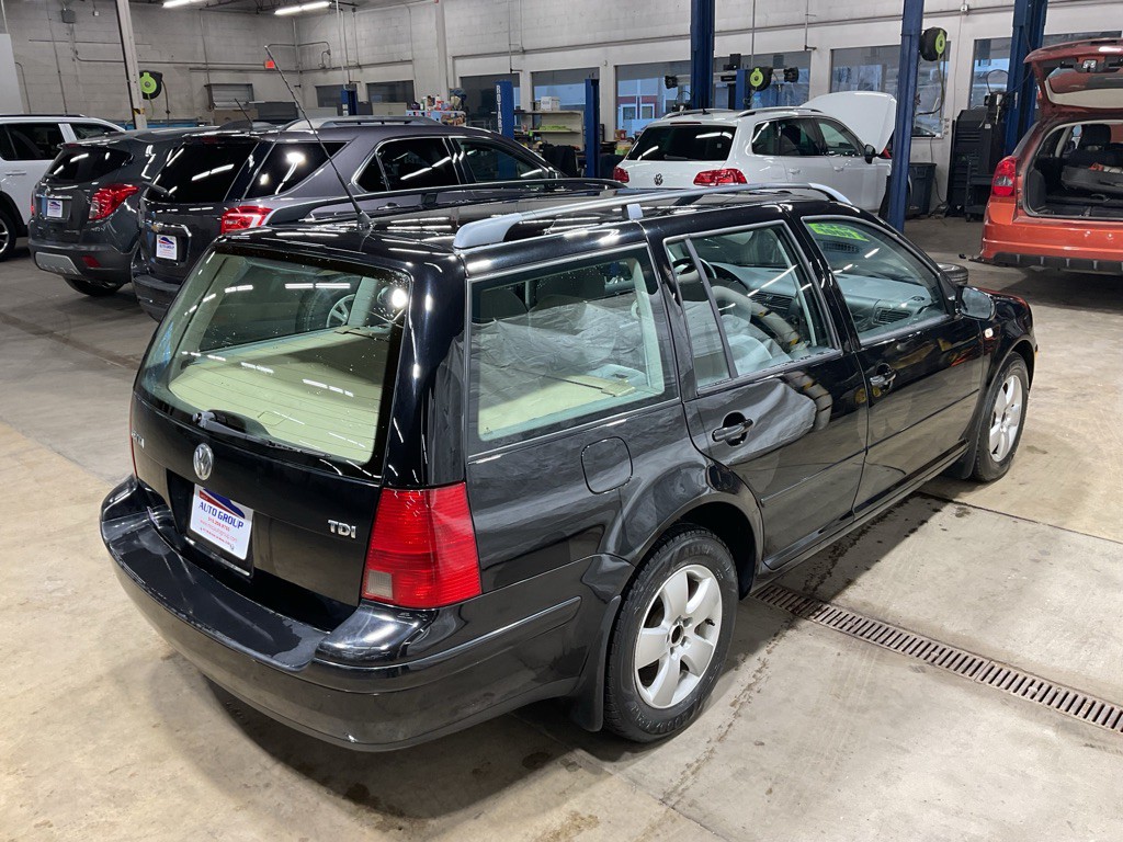 2004 Volkswagen Jetta Image 3
