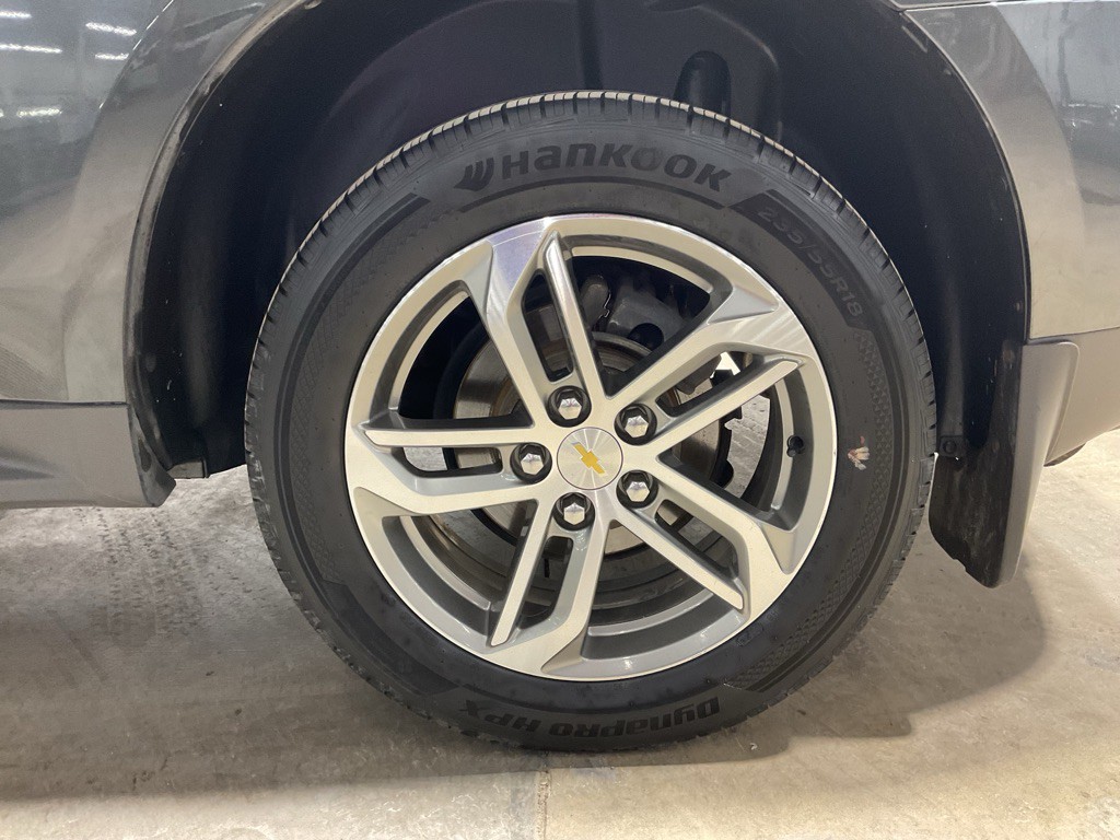 2017 Chevrolet Equinox Image 12