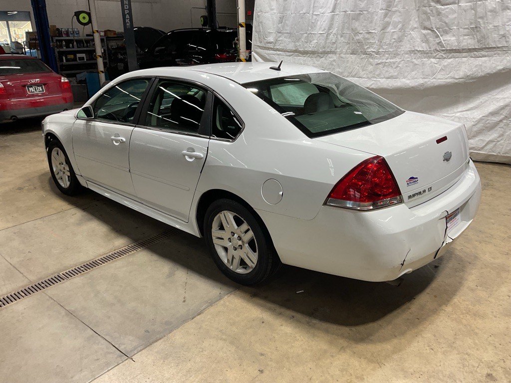 2014 Chevrolet Impala Image 2