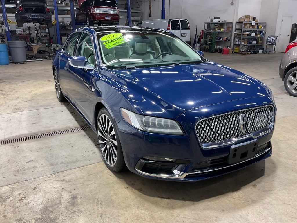 2017 Lincoln Continental Image 5