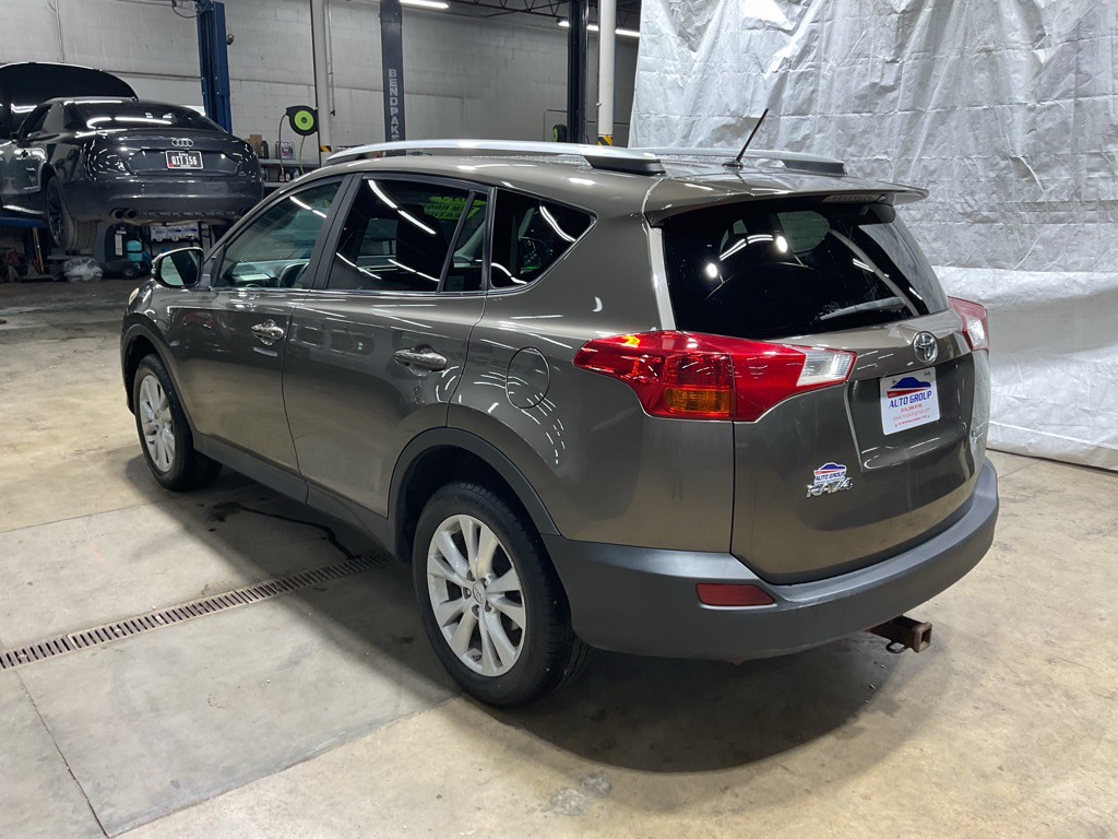 2013 Toyota Rav4 Image 2