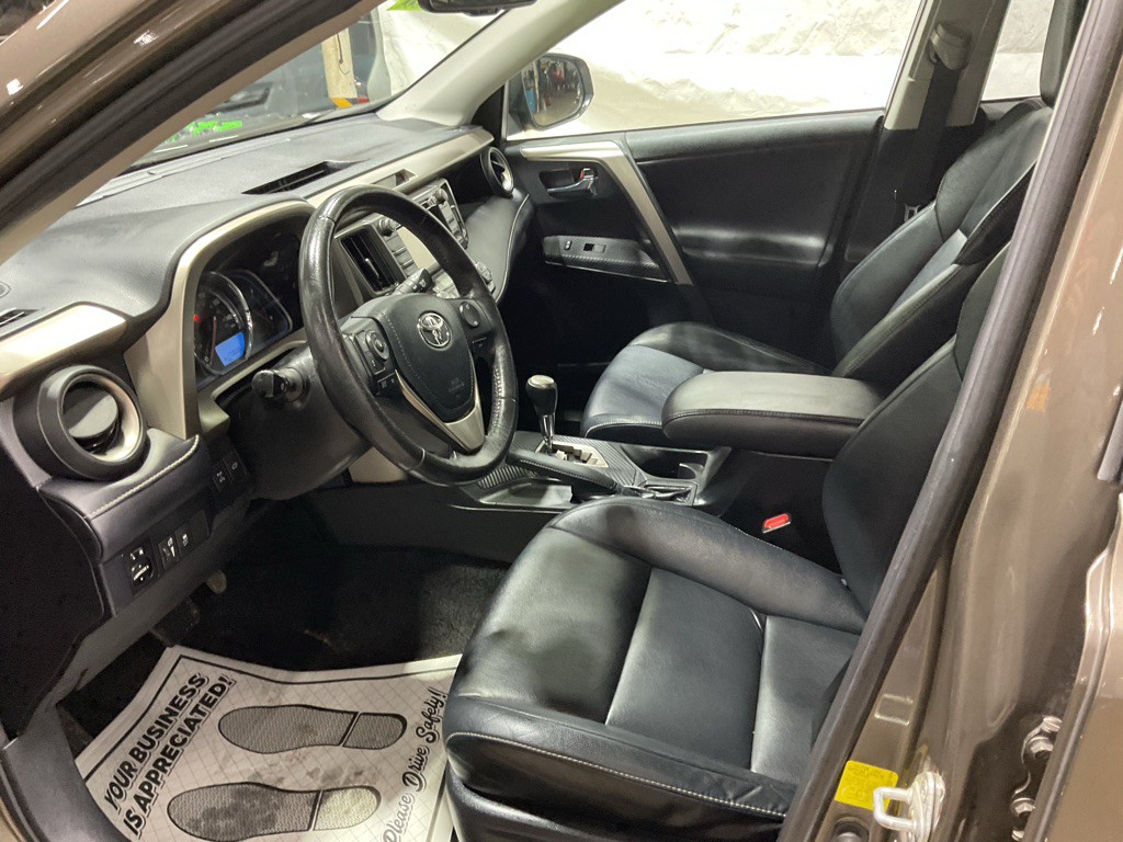 2013 Toyota Rav4 Image 8