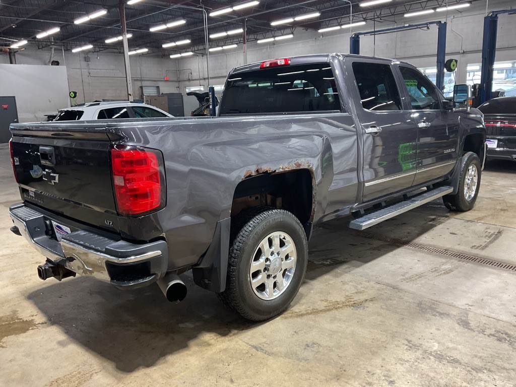 2015 Chevrolet Silverado 1500 Image 3