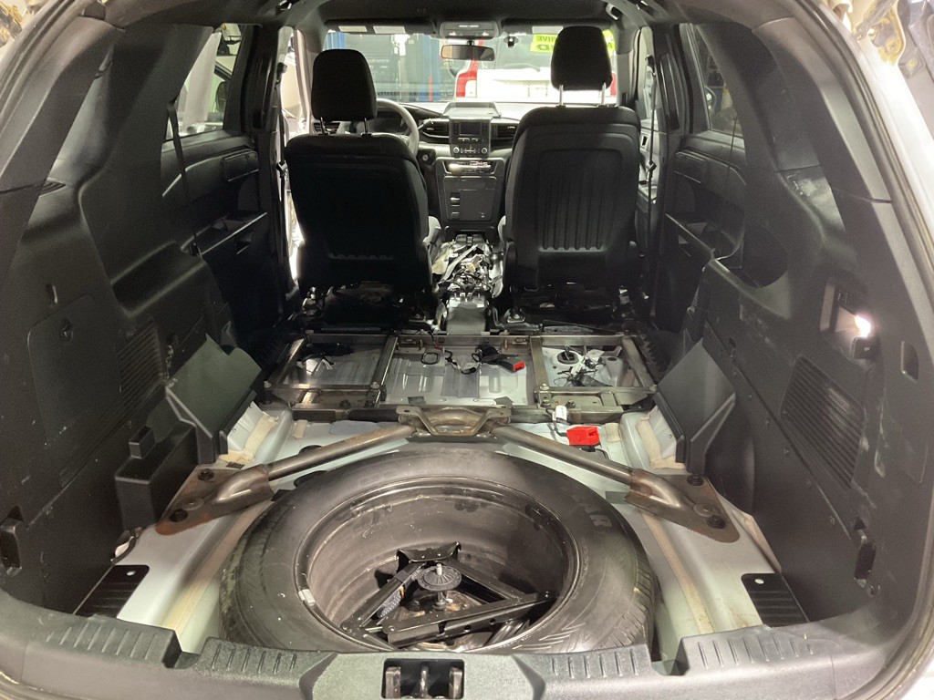 2020 Ford Explorer Image 8