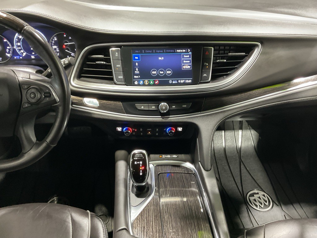 2020 Buick Enclave Image 13