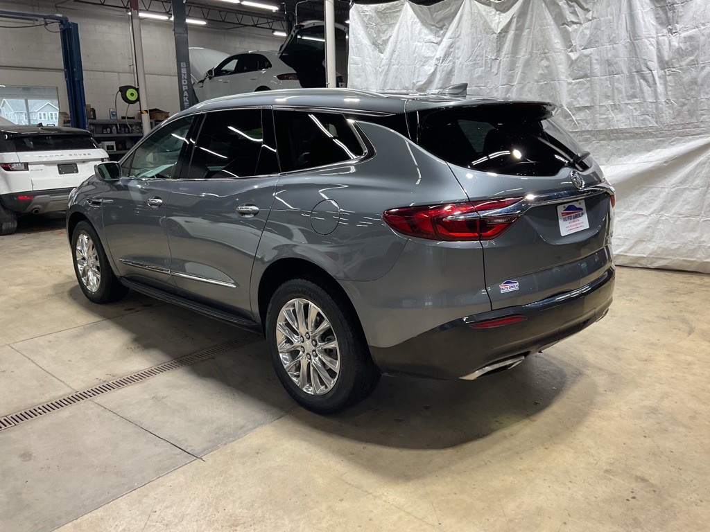 2019 Buick Enclave Image 2