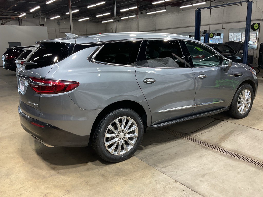 2019 Buick Enclave Image 3