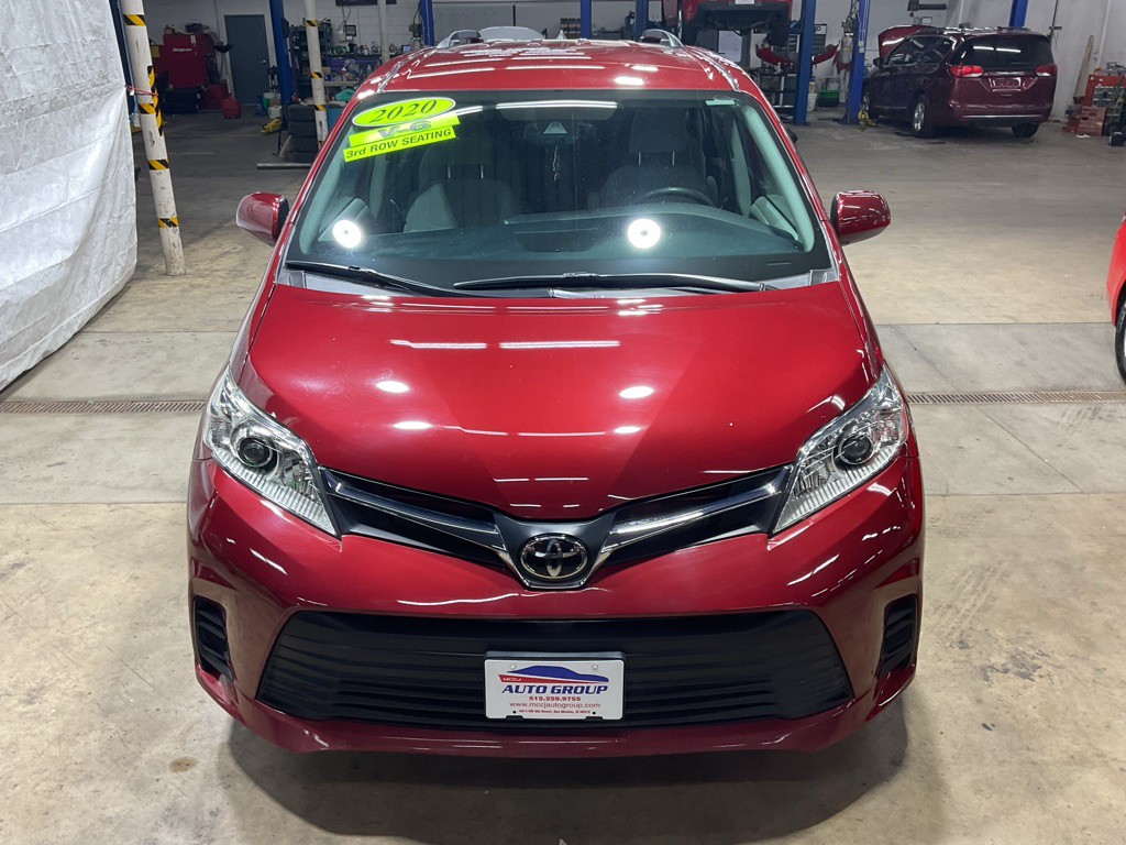 2020 Toyota Sienna Image 5