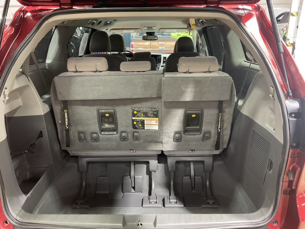 2020 Toyota Sienna Image 10
