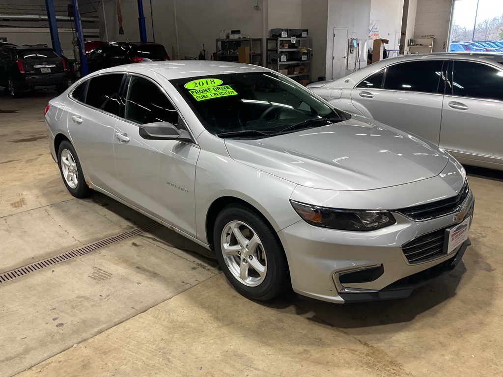 2018 Chevrolet Malibu Image 4