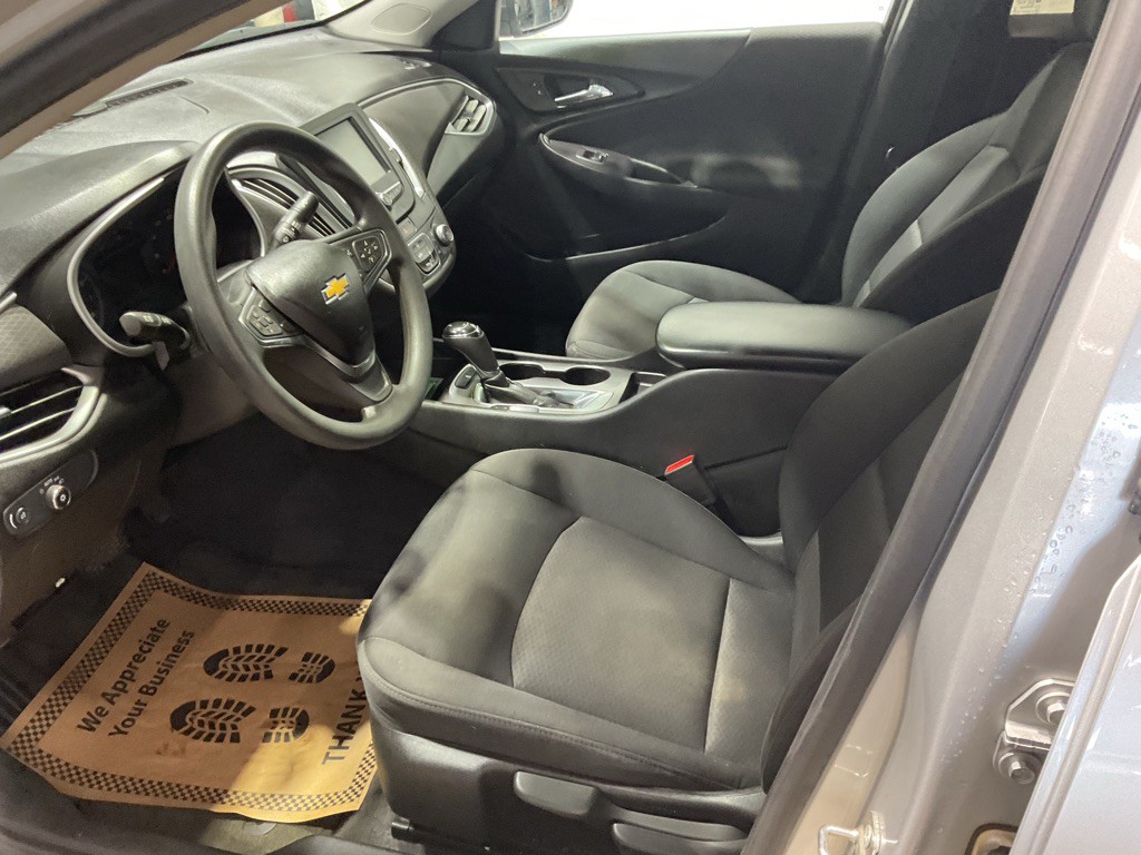2018 Chevrolet Malibu Image 7