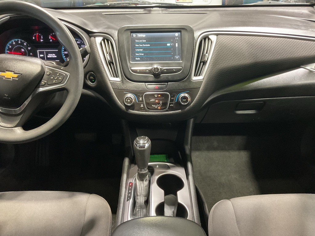 2018 Chevrolet Malibu Image 10
