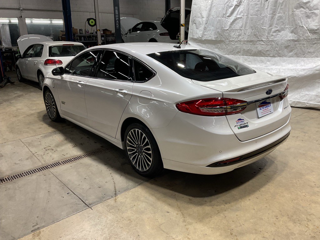2018 Ford Fusion Image 2