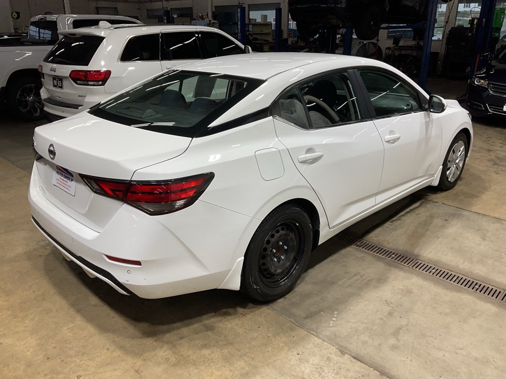 2020 Nissan Sentra Image 3