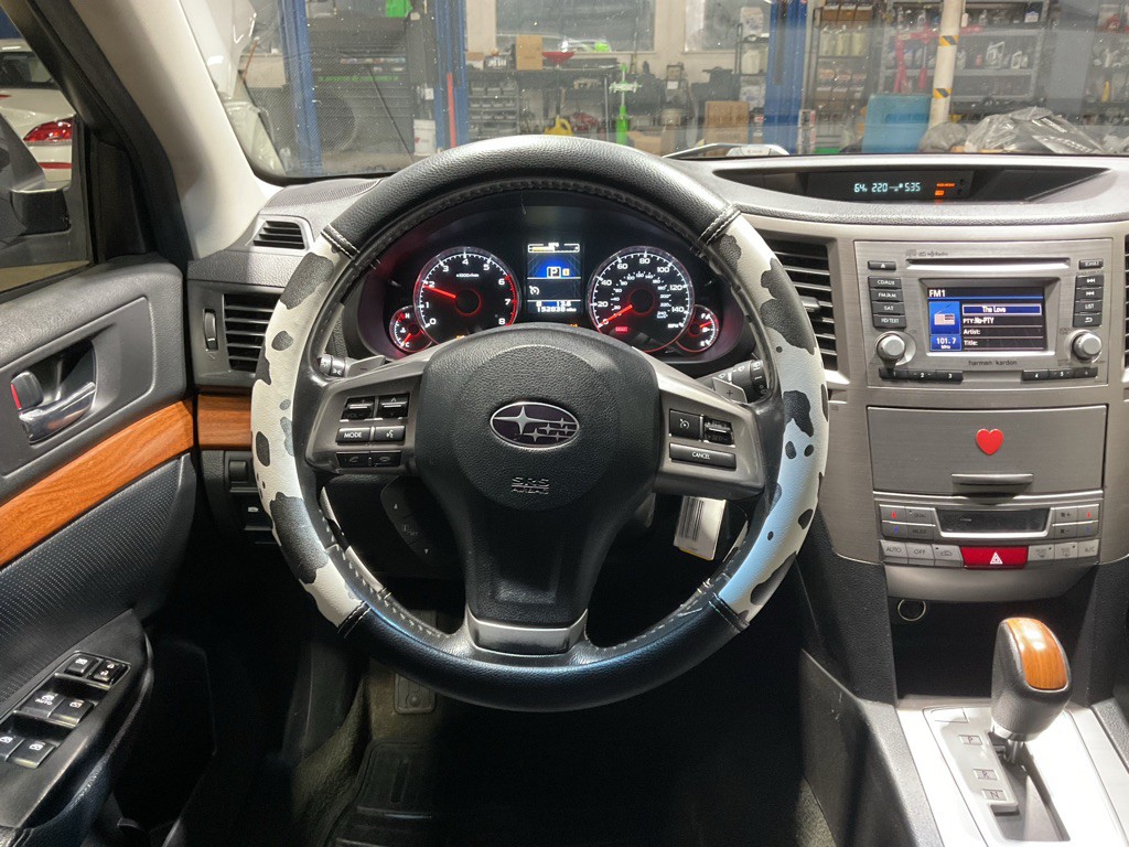 2013 Subaru Outback Image 11