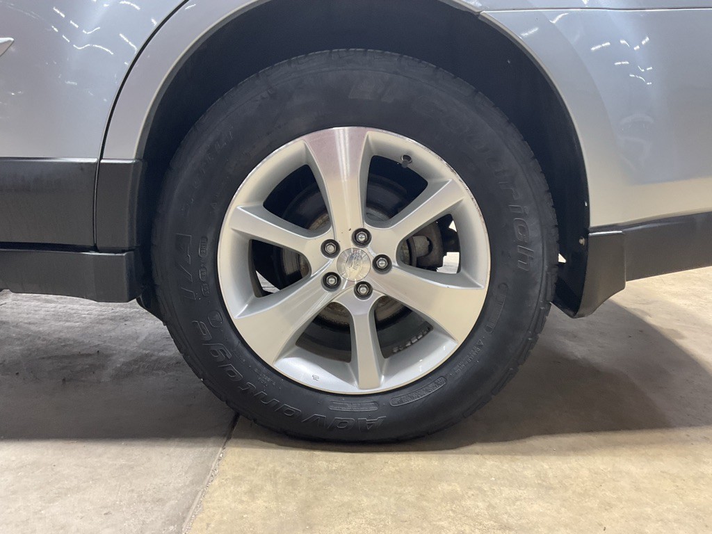 2013 Subaru Outback Image 13