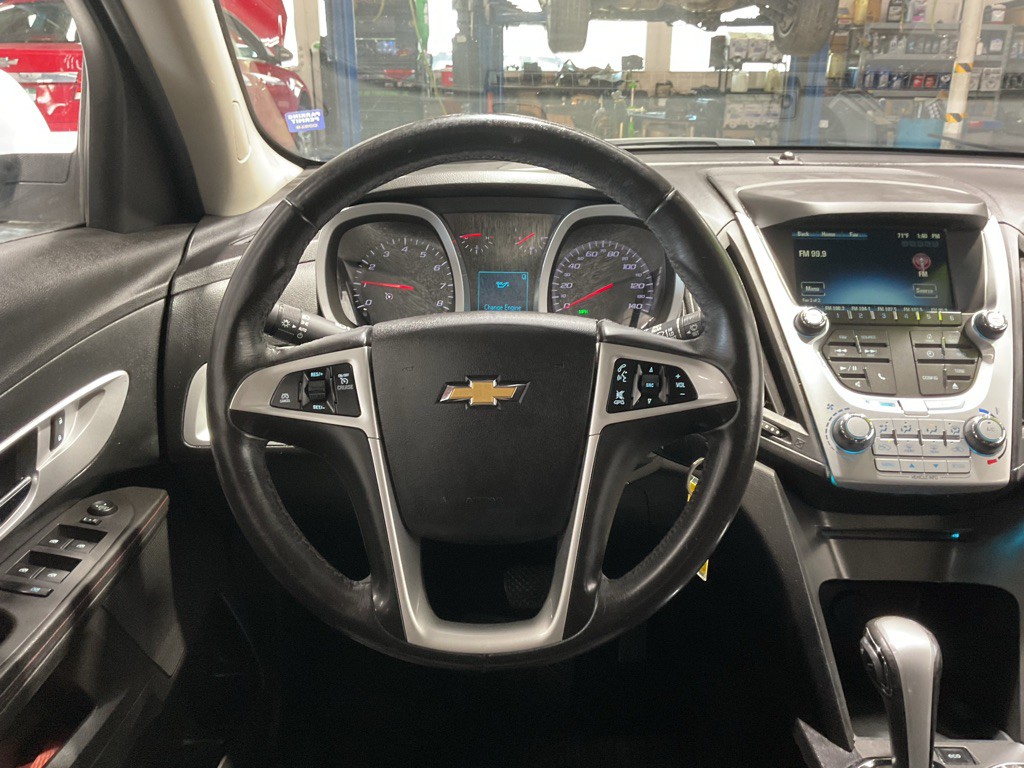2015 Chevrolet Equinox Image 11