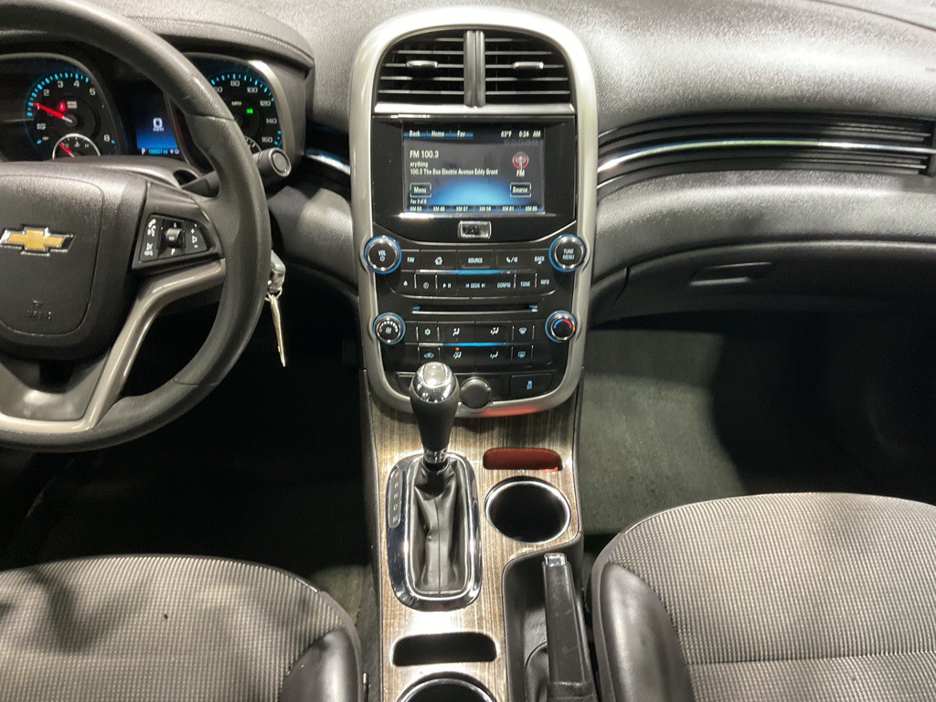 2014 Chevrolet Malibu Image 10
