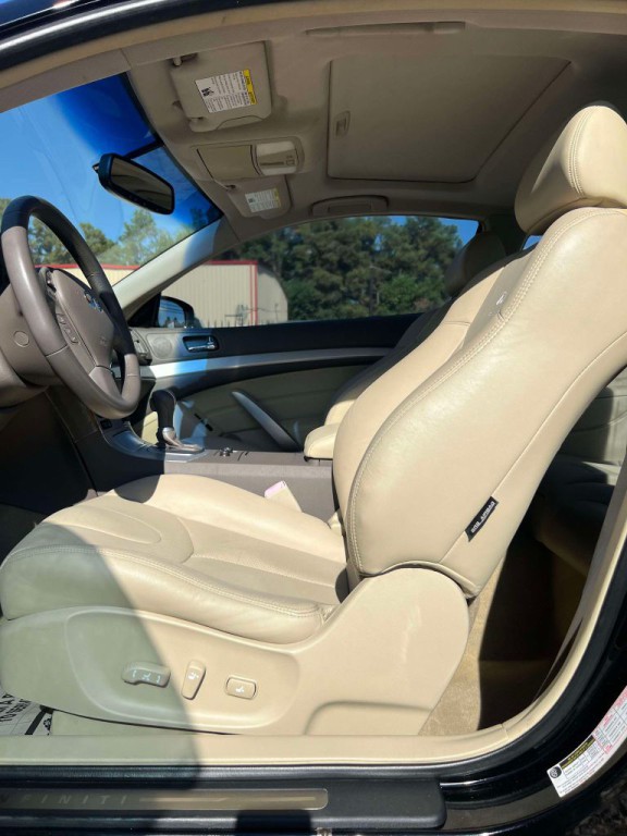 2009 INFINITI G37 Image 17