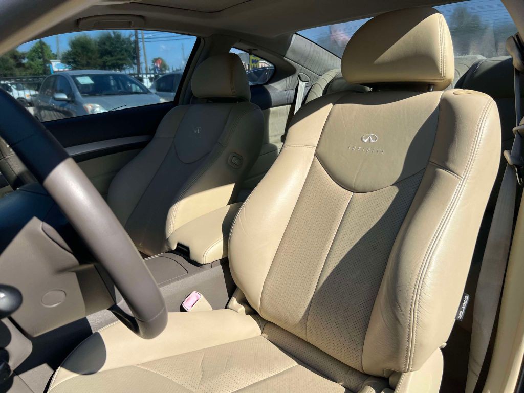 2009 INFINITI G37 Image 19