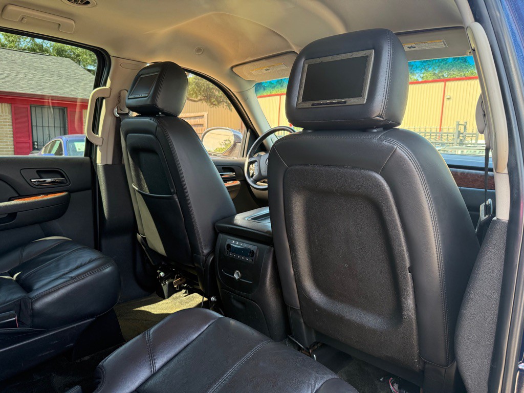 2007 Chevrolet Tahoe Image 23