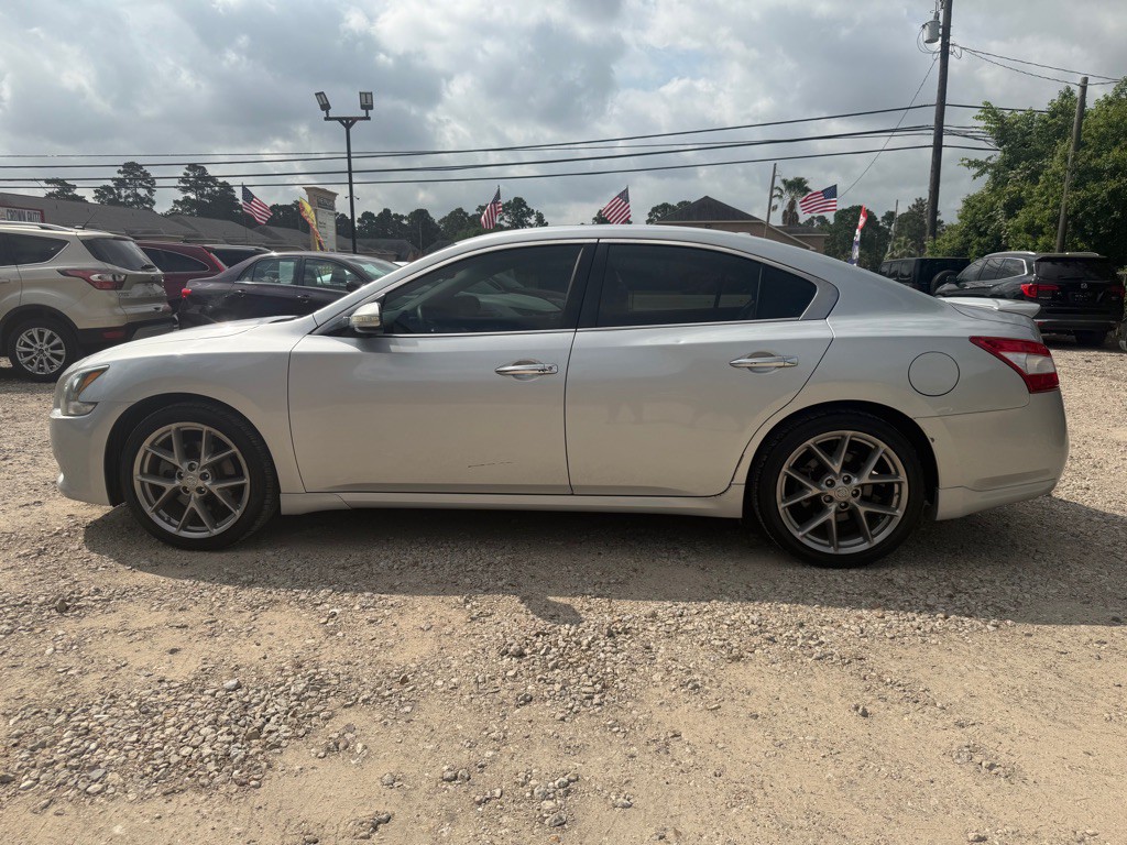 2011 Nissan Maxima Image 8