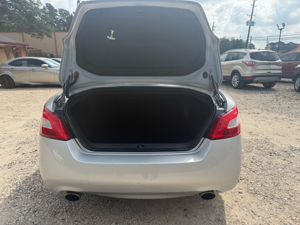 2011 Nissan Maxima Image 9