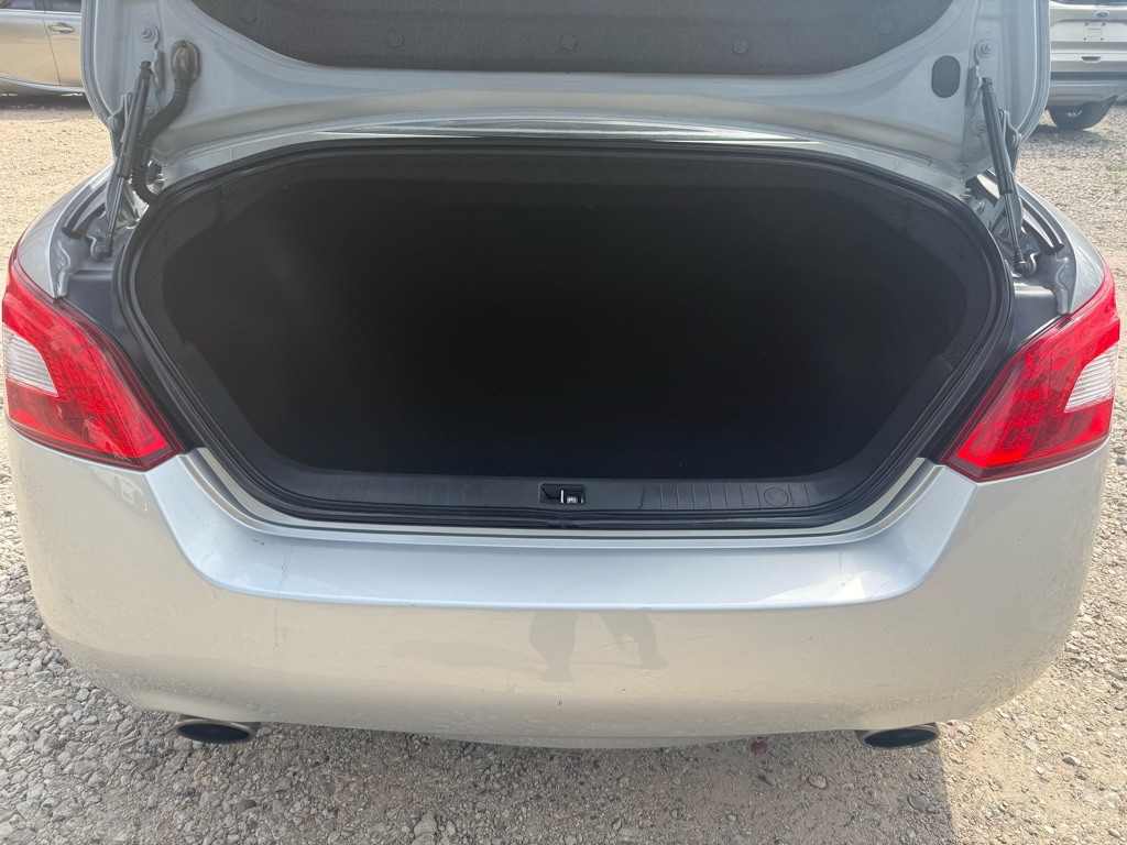 2011 Nissan Maxima Image 10