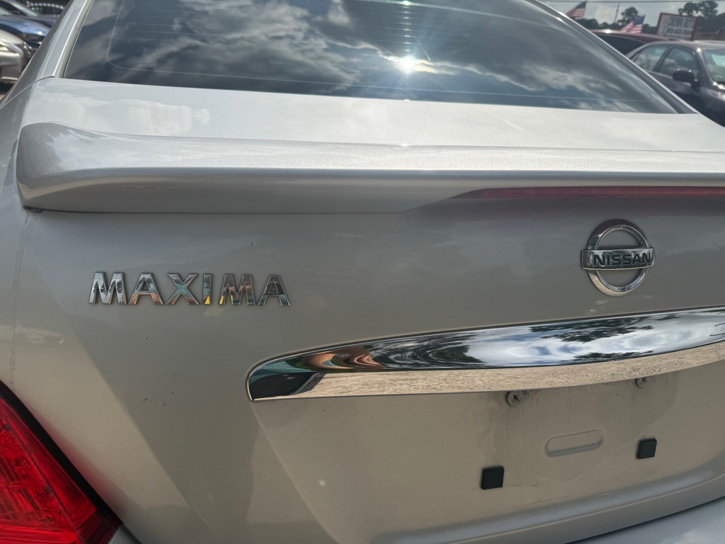 2011 Nissan Maxima Image 11