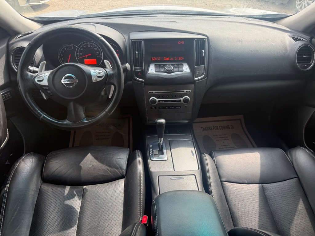 2011 Nissan Maxima Image 17