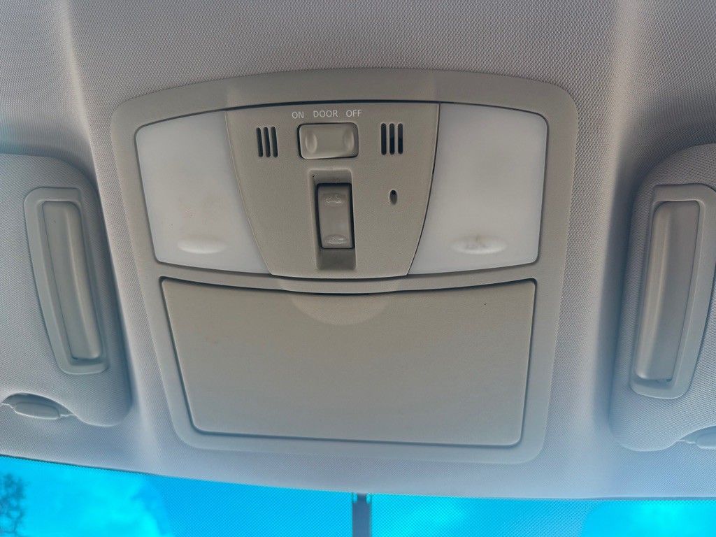 2011 Nissan Maxima Image 29