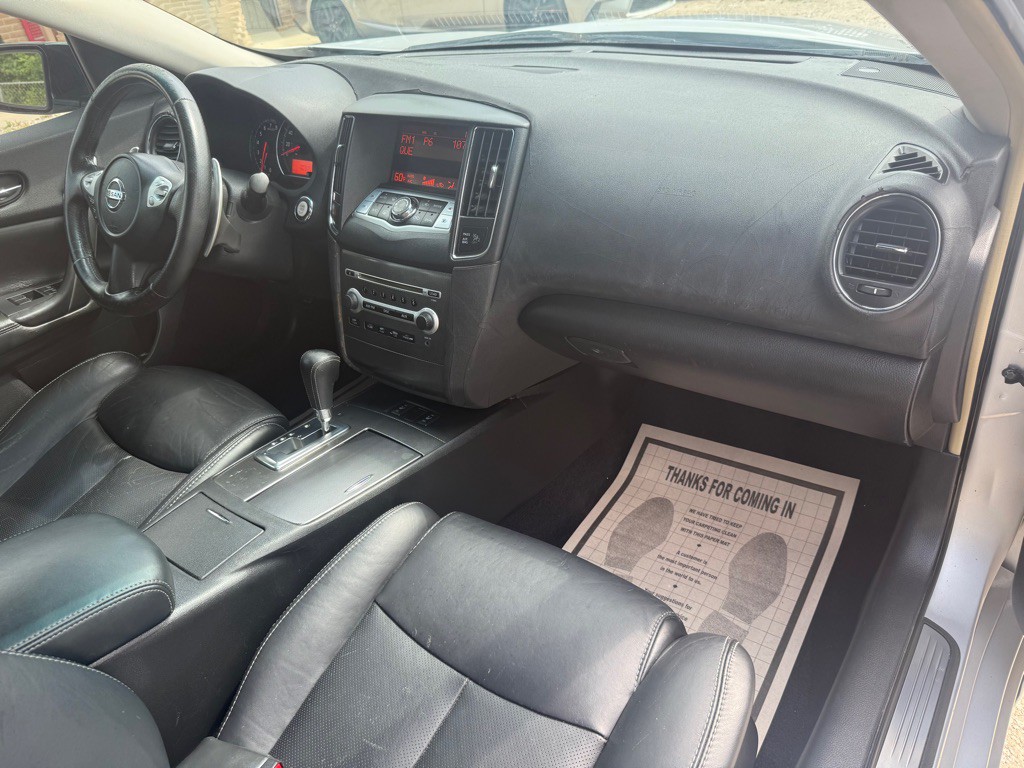 2011 Nissan Maxima Image 33