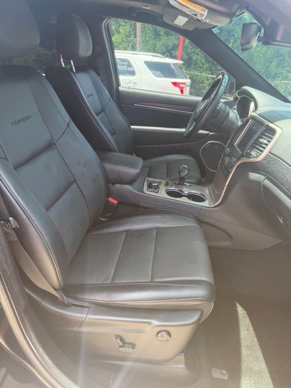 2015 Jeep Grand Cherokee Image 32