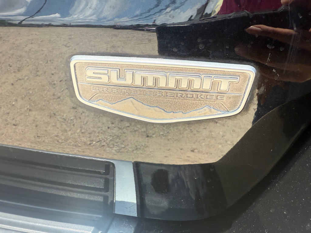 2015 Jeep Grand Cherokee Image 37