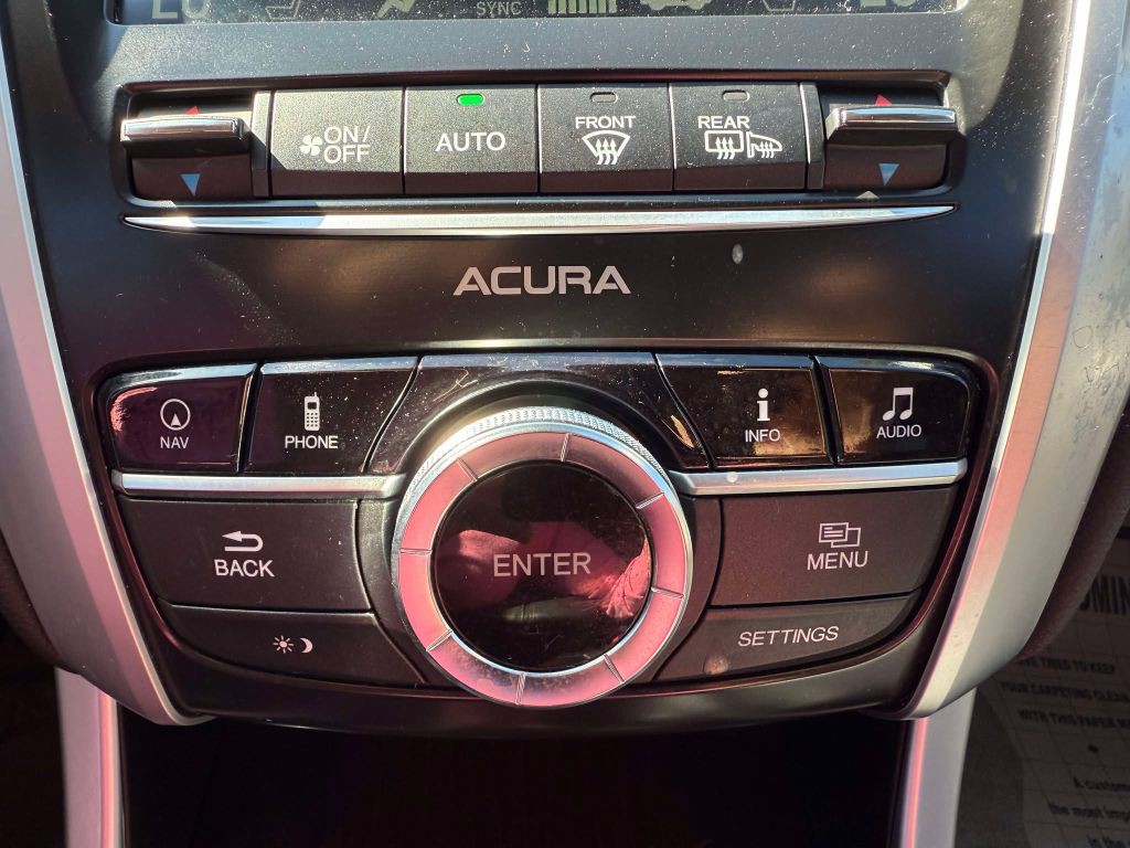 2015 Acura TL Image 32