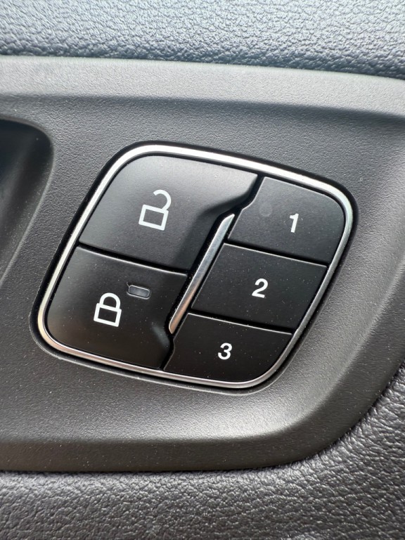 2017 Ford Escape Image 11