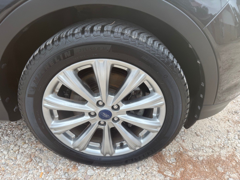 2017 Ford Escape Image 25