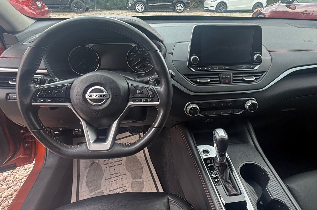 2022 Nissan Altima Image 12