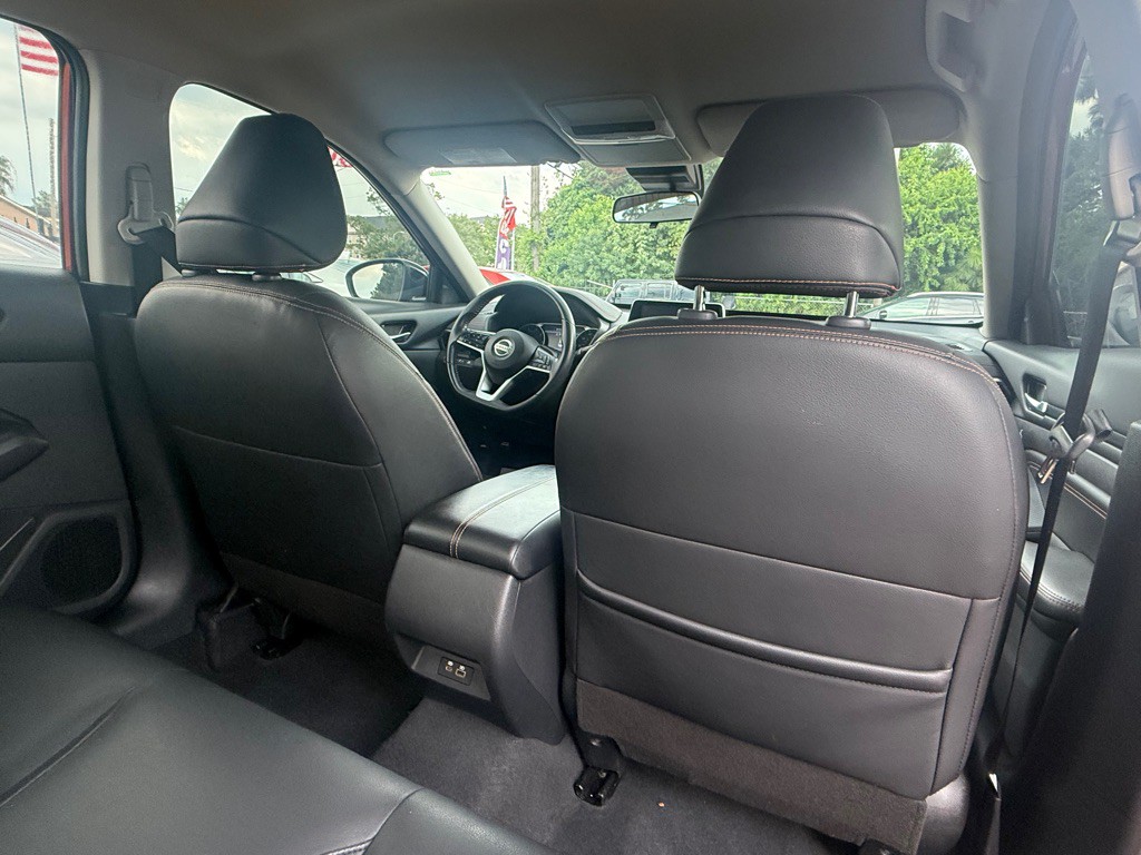 2022 Nissan Altima Image 21