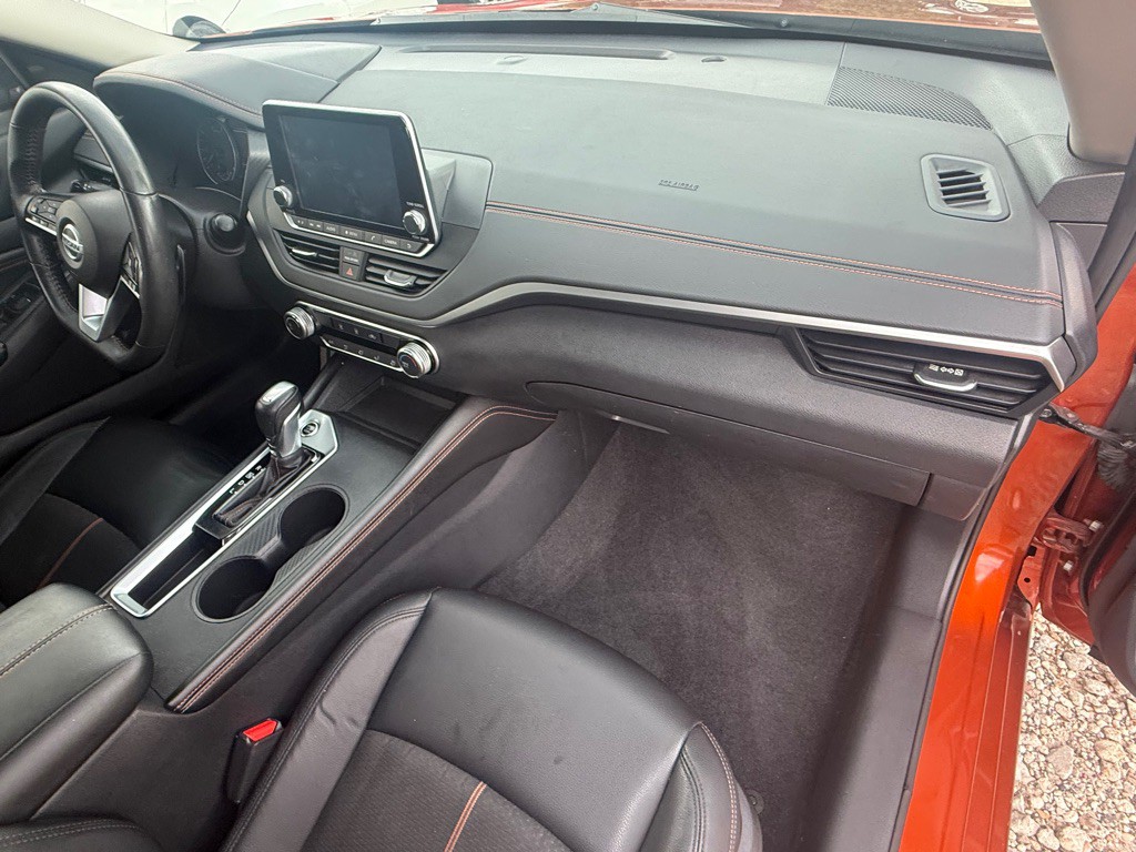 2022 Nissan Altima Image 24